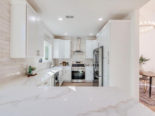 3308 Silk Oak DR, Austin TX 78748