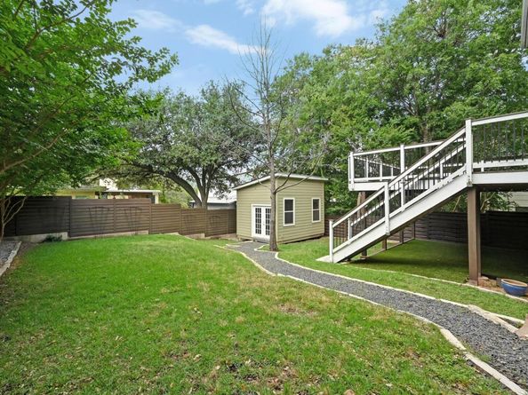 2109 W 10th ST, Austin TX 78703