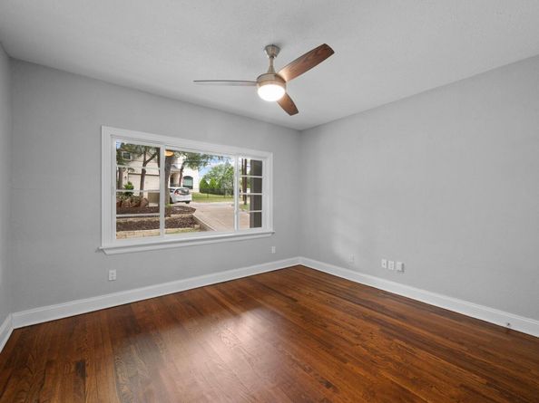 2109 W 10th ST, Austin TX 78703
