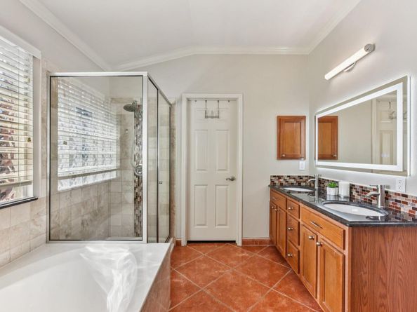 17104 Zola LN, Round Rock TX 78664