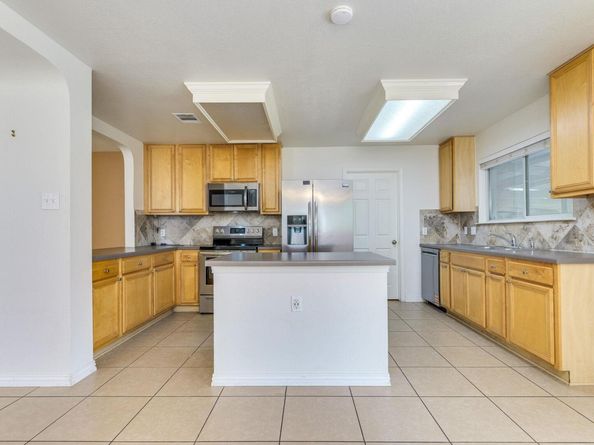1613 Apollo CIR, Round Rock TX 78664