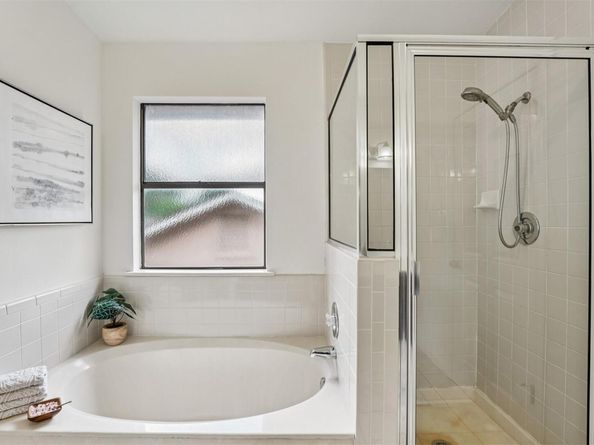 7414 Dallas DR, Austin TX 78729