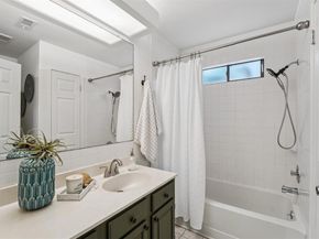 7414 Dallas DR, Austin TX 78729