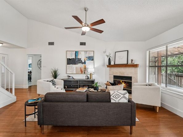 7414 Dallas DR, Austin TX 78729