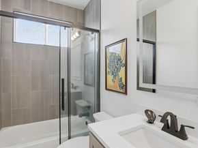 1208 W Oltorf ST A, Austin TX 78704