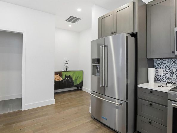 1208 W Oltorf ST A, Austin TX 78704