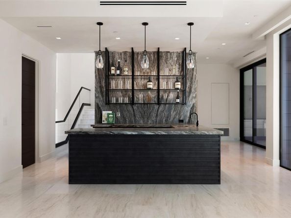 2503 Westlake DR 301, Austin TX 78746