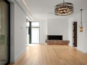 2503 Westlake DR 301, Austin TX 78746