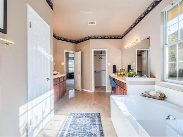 10609 River Plantation DR, Austin TX 78747