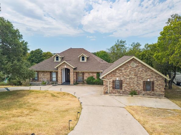 1800 Brushy Bend DR, Round Rock TX 78681
