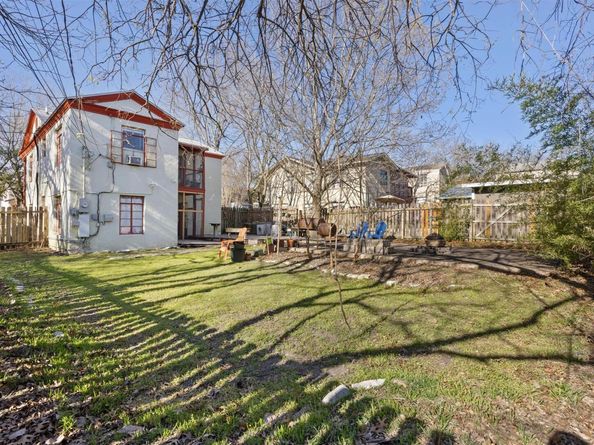 1412 Kirkwood RD, Austin TX 78722