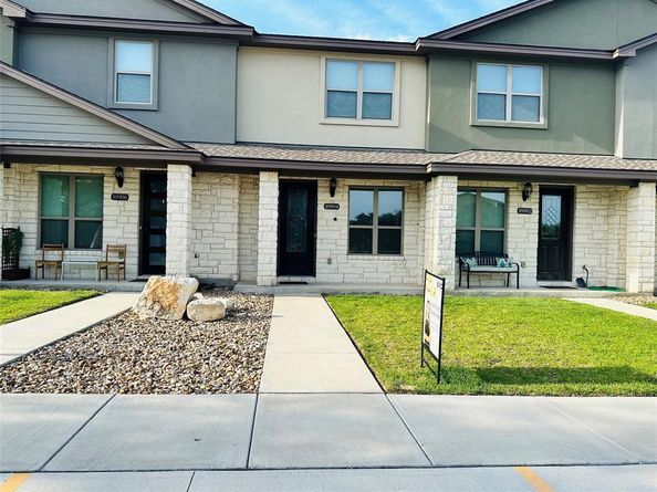 18904 Nicklaus DR, Point Venture TX 78645