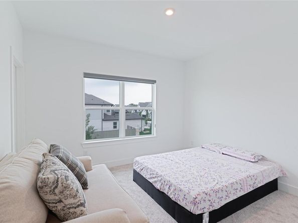216 Reata Ridge LOOP, Liberty Hill TX 78642