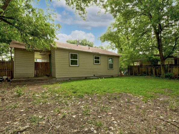 907 E 56th ST, Austin TX 78751