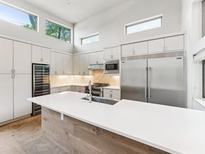 2004 Pennsylvania Ave A, Austin TX 78702