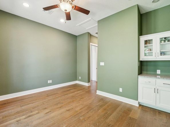 100 Barefoot Park LN, Georgetown TX 78628