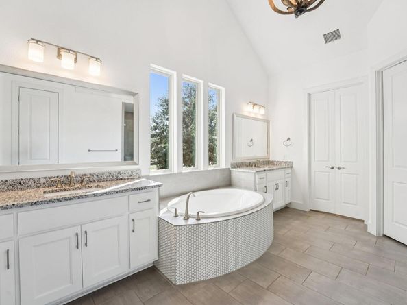 100 Barefoot Park LN, Georgetown TX 78628