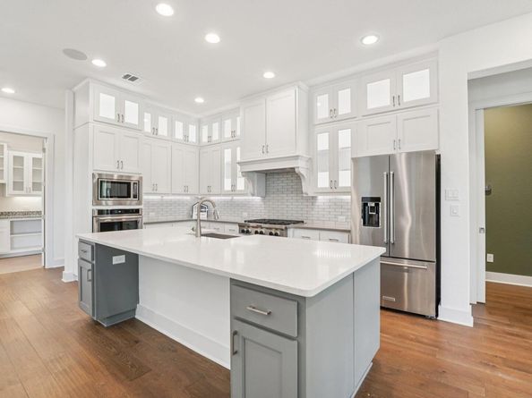 100 Barefoot Park LN, Georgetown TX 78628