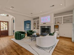 2703 McCullough ST, Austin TX 78703