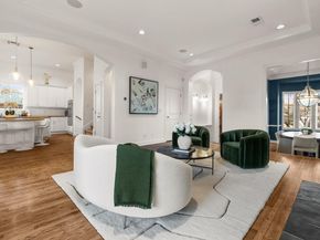 2703 McCullough ST, Austin TX 78703