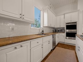 2703 McCullough ST, Austin TX 78703