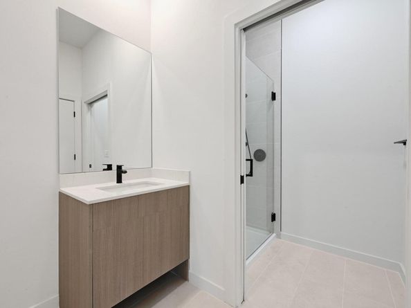 2209 S 1st ST 104, Austin TX 78704