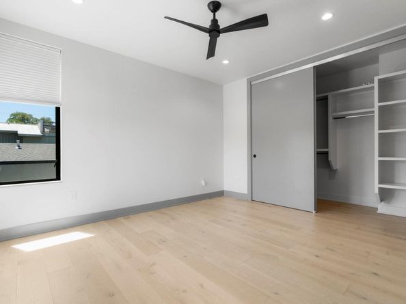 2402 S 3rd ST, Austin TX 78704
