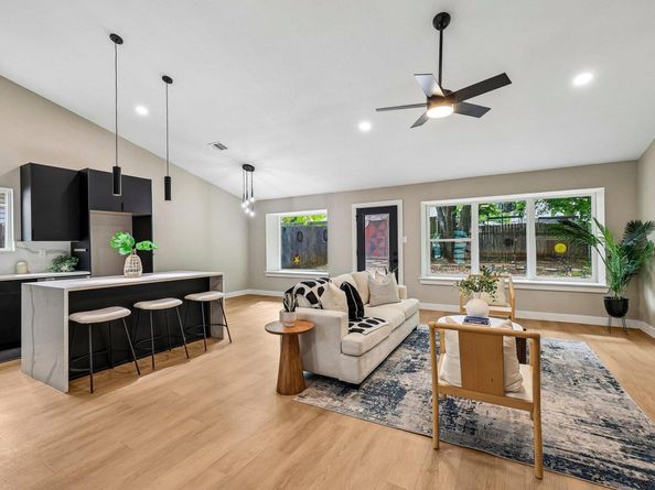 2605 Market Garden LN, Austin TX 78745