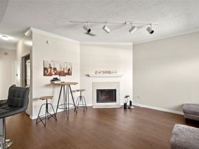 915 W 23rd ST 208, Austin TX 78705