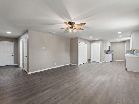 1301 Barrington DR, Austin TX 78753