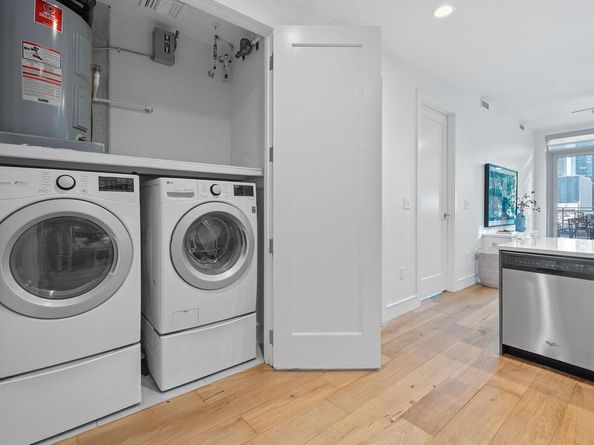 222 West Ave 1005, Austin TX 78701