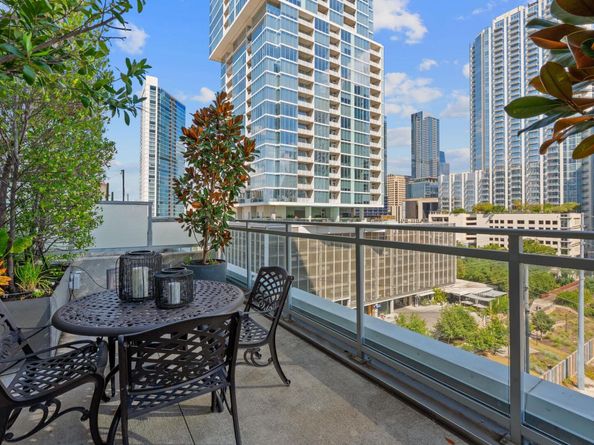 222 West Ave 1005, Austin TX 78701