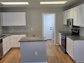 3037 Bradford Park DR, Round Rock TX 78664