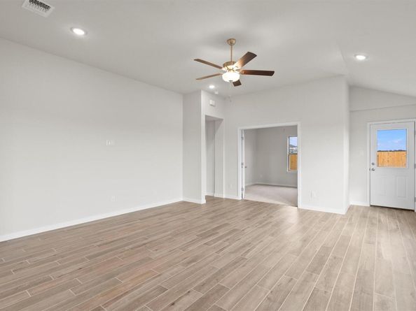 224 Ironshoe TRL, Liberty Hill TX 78642