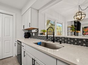 7001 Woodhue DR A, Austin TX 78745