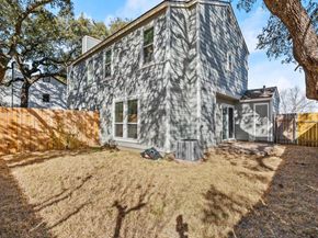 7001 Woodhue DR A, Austin TX 78745
