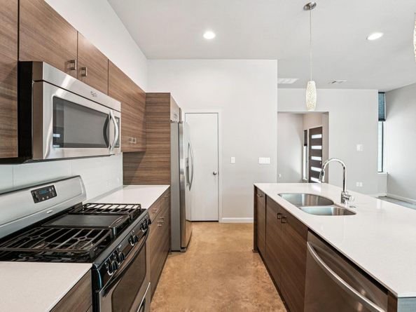 404 Ashley Dawn LN, Austin TX 78704