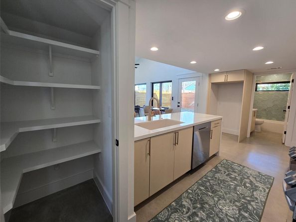 5305 Grover Ave 2, Austin TX 78756