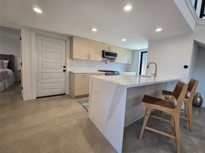 5305 Grover Ave 2, Austin TX 78756