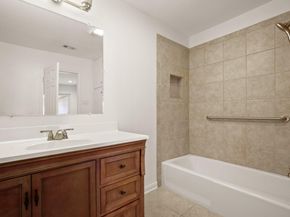 11129 Pinehurst DR C, Austin TX 78747