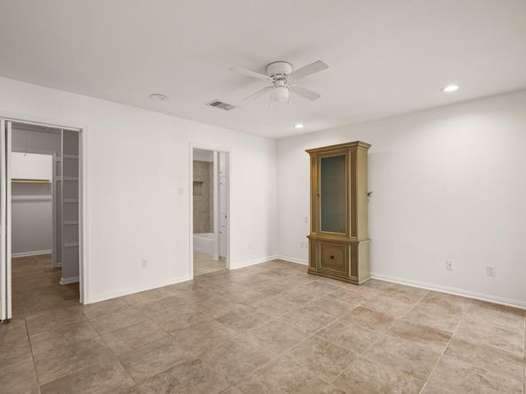 11129 Pinehurst DR C, Austin TX 78747