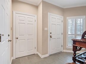 2716 Hillview Green LN, Austin TX 78703
