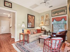 2716 Hillview Green LN, Austin TX 78703