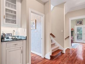 2716 Hillview Green LN, Austin TX 78703