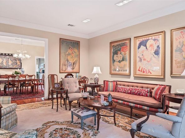2716 Hillview Green LN, Austin TX 78703