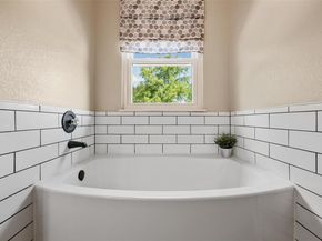 901 Forest TRL, Cedar Park TX 78613