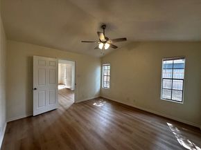 8809 Cainwood LN, Austin TX 78729