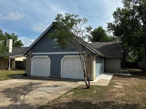 8809 Cainwood LN, Austin TX 78729