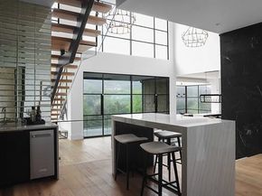 2701 Toro Canyon RD B, Austin TX 78746