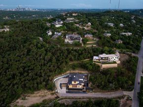 2701 Toro Canyon RD B, Austin TX 78746